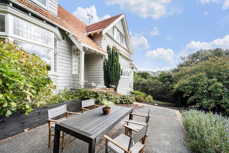Photo of property in 11 Oban Street, Wadestown, Wellington, 6012