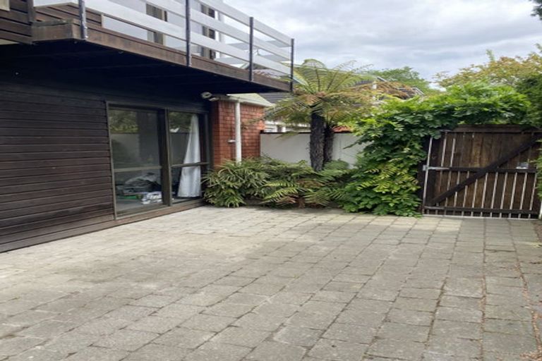 Photo of property in 2/2 Rehua Lane, St Albans, Christchurch, 8014