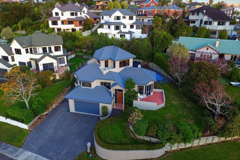 Photo of property in 35 Greenfield Drive, Western Heights, Hamilton, 3200