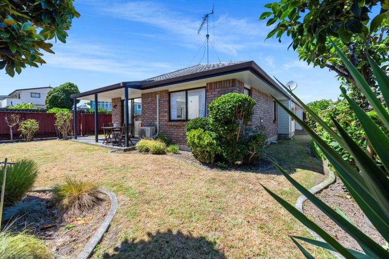 Photo of property in 6a Esmeralda Street, Welcome Bay, Tauranga, 3112