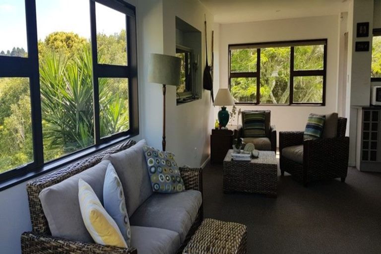 Photo of property in 14 Omutu Street, Oakura, Hikurangi, 0184