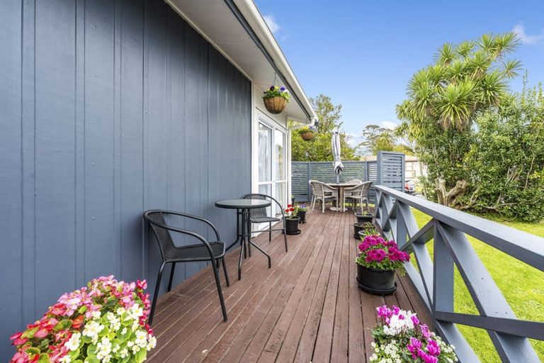 Photo of property in 4 Glen Norman Avenue, Henderson, Auckland, 0610