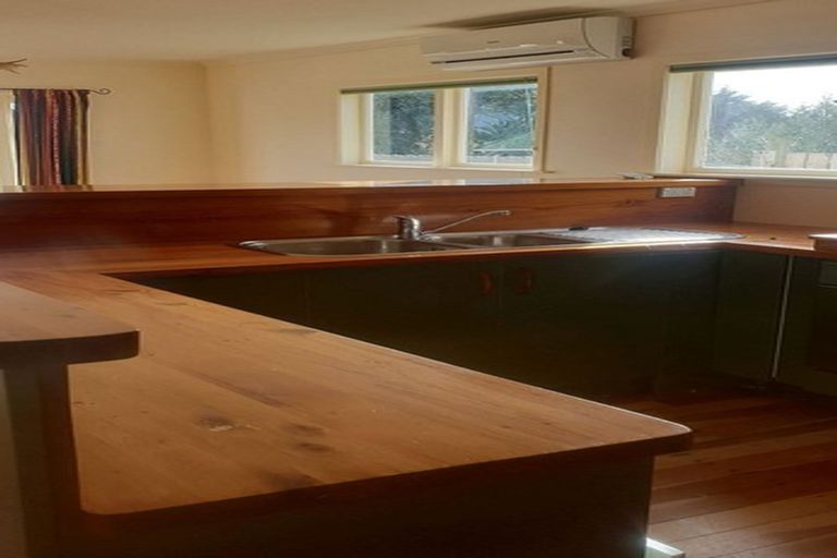 Photo of property in 17 Dixie Street, Te Horo Beach, Otaki, 5581