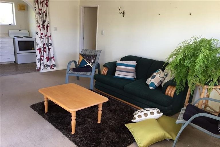 Photo of property in 2/608 Elm Road, Akina, Hastings, 4122