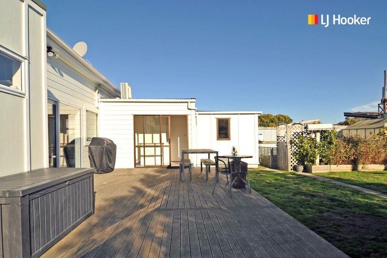 Photo of property in 23 Burns Street, South Dunedin, Dunedin, 9012