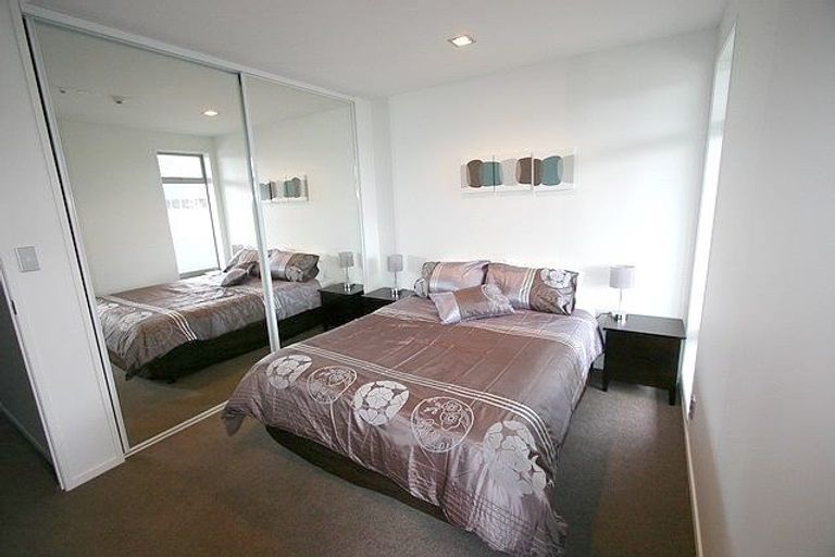 Photo of property in Shoal Haven Apartments, 112a/130 Anzac Street, Takapuna, Auckland, 0622