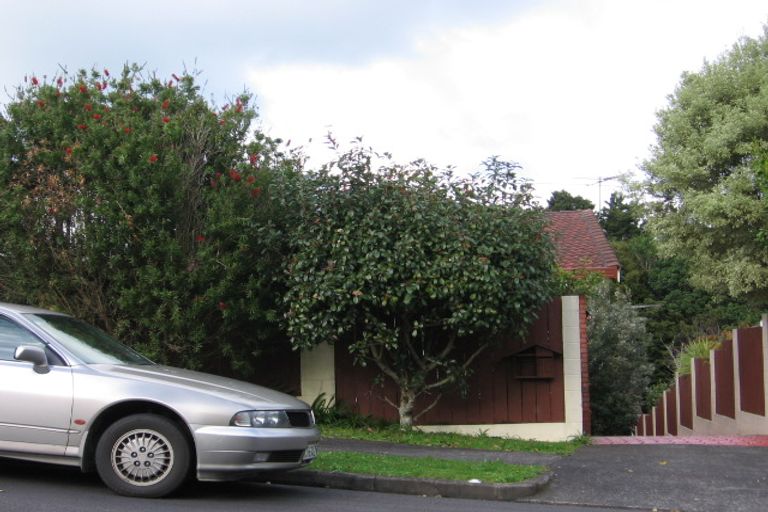 Photo of property in 14 Corokia Place, Totara Heights, Auckland, 2105