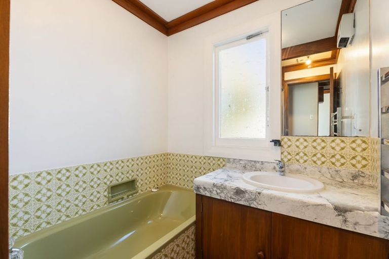 Photo of property in 264 Park Road, Hokowhitu, Palmerston North, 4410