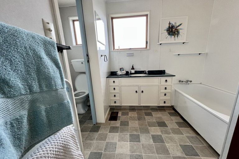 Photo of property in 33 Kildare Drive, Waikiwi, Invercargill, 9810