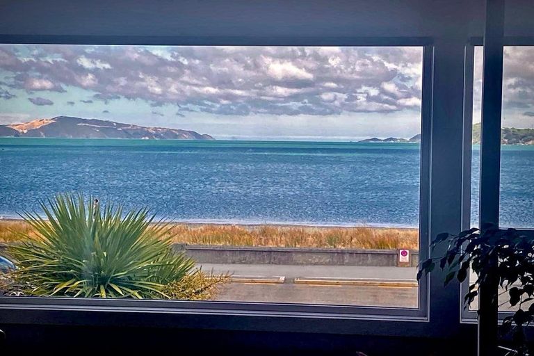 Photo of property in 1 Aurora Street, Petone, Lower Hutt, 5012