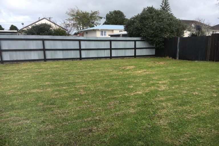 Photo of property in 200 Russell Road, Manurewa, Auckland, 2102