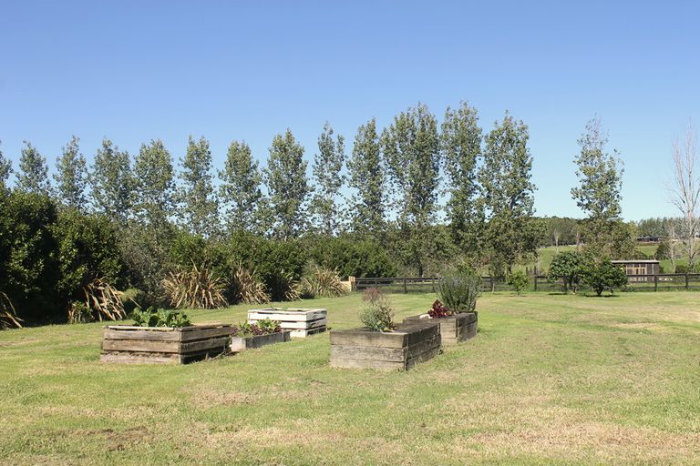 Photo of property in 427 Pungaere Road, Waipapa, Kerikeri, 0295