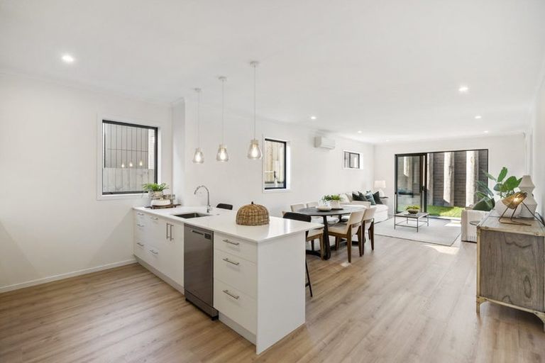 Photo of property in 59 Roundel Crescent, Whenuapai, Auckland, 0618