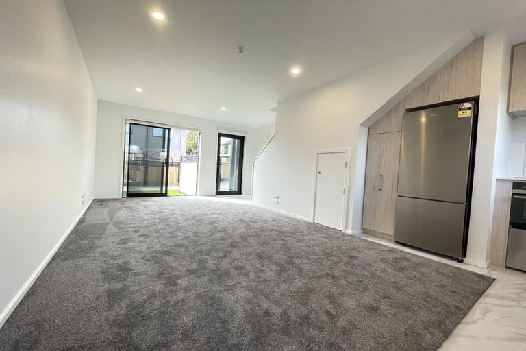 Photo of property in 12 Mohua Lane, Upper Riccarton, Christchurch, 8041