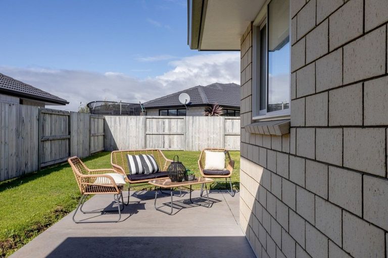 Photo of property in 7 Oka Street, Papamoa Beach, Papamoa, 3118