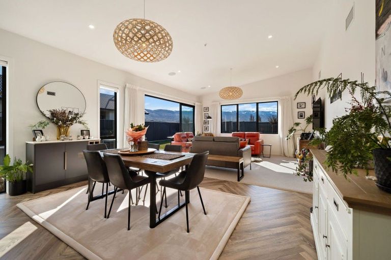 Photo of property in 19 Searle Drive, Cromwell, 9310