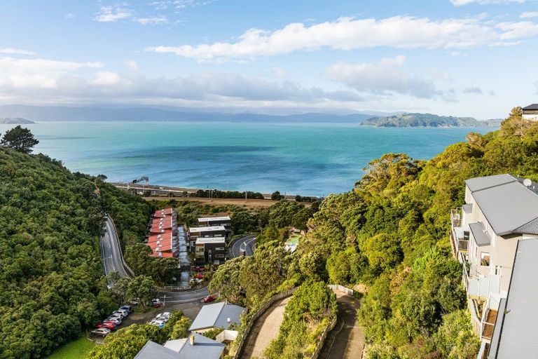 Photo of property in Onslow Heights, 17g Onslow Road, Khandallah, Wellington, 6035