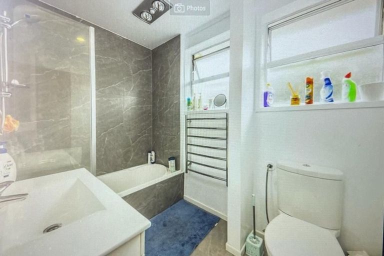 Photo of property in 83 Arimu Road, Papakura, 2110