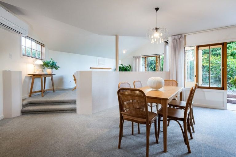 Photo of property in 6 Muritai Road, Milford, Auckland, 0620