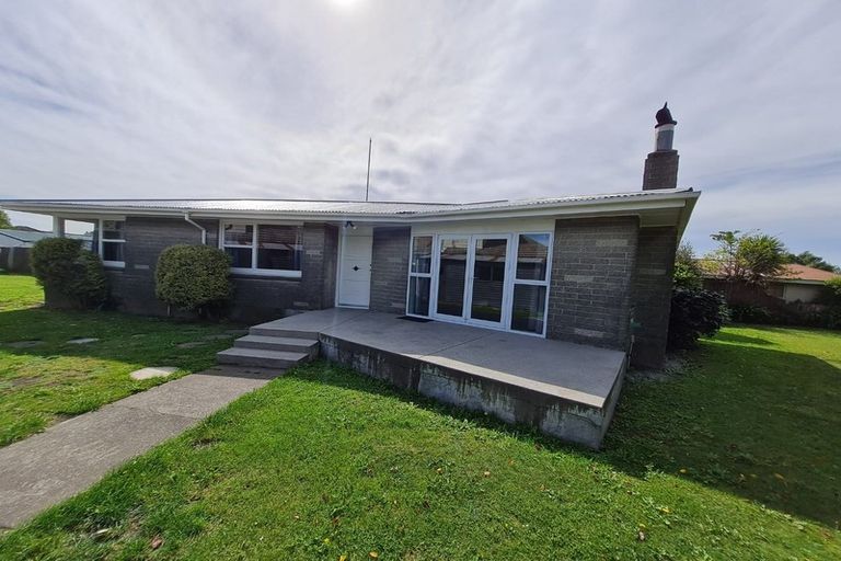 Photo of property in 4 Denise Crescent, Hornby, Christchurch, 8042
