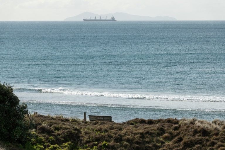 Photo of property in 265 Papamoa Beach Road, Papamoa Beach, Papamoa, 3118