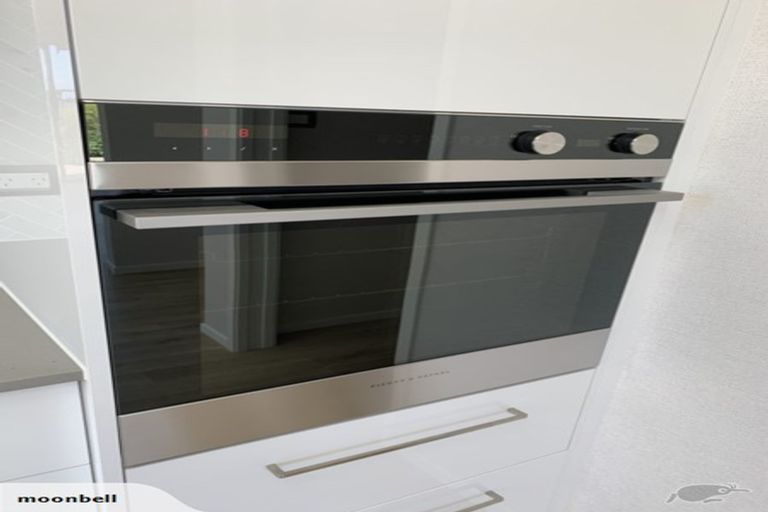 Photo of property in 3 Pakaraka Drive, Papakura, 2110