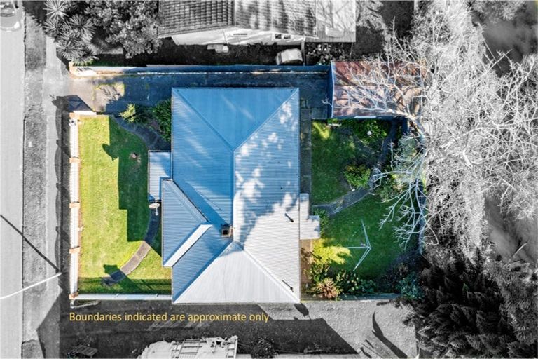 Photo of property in 238 Great South Road, Huntly, 3700