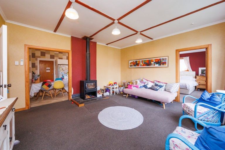 Photo of property in 214 Park Road, Hokowhitu, Palmerston North, 4410