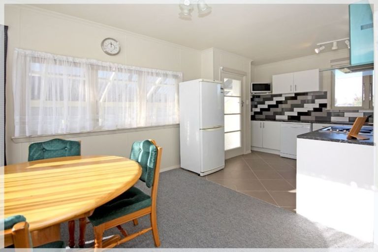 Photo of property in 36 Seabury Avenue, Foxton Beach, Foxton, 4815