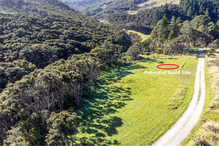 Photo of property in 1469 Pack Spur Road, Mataikona, Masterton, 5889