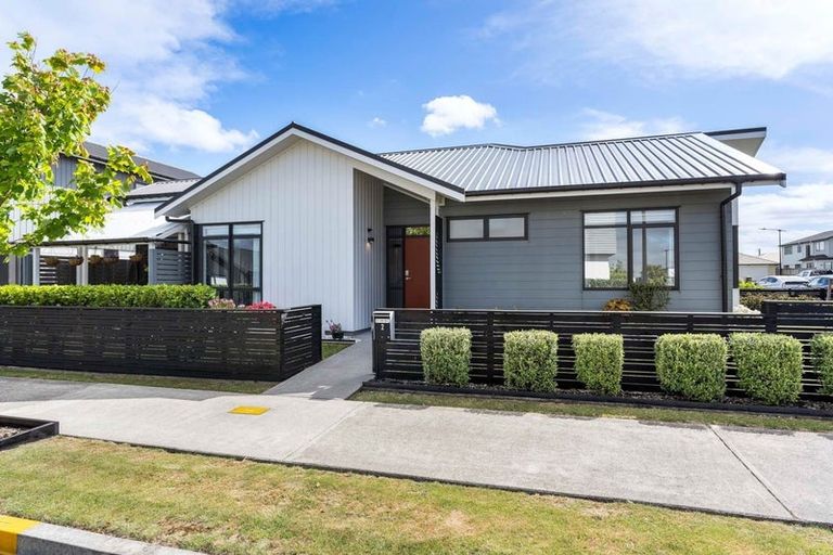 Photo of property in 2 Pinto Road, Pukekohe, 2120