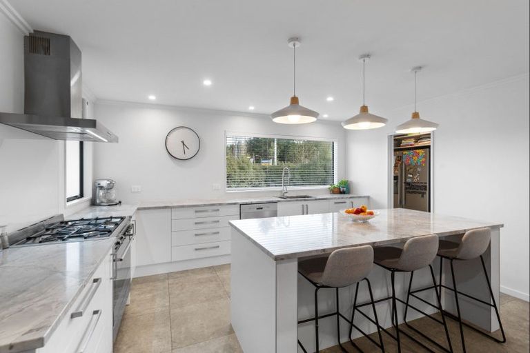 Photo of property in 1 Kingsdowne Drive, West Melton, 7618