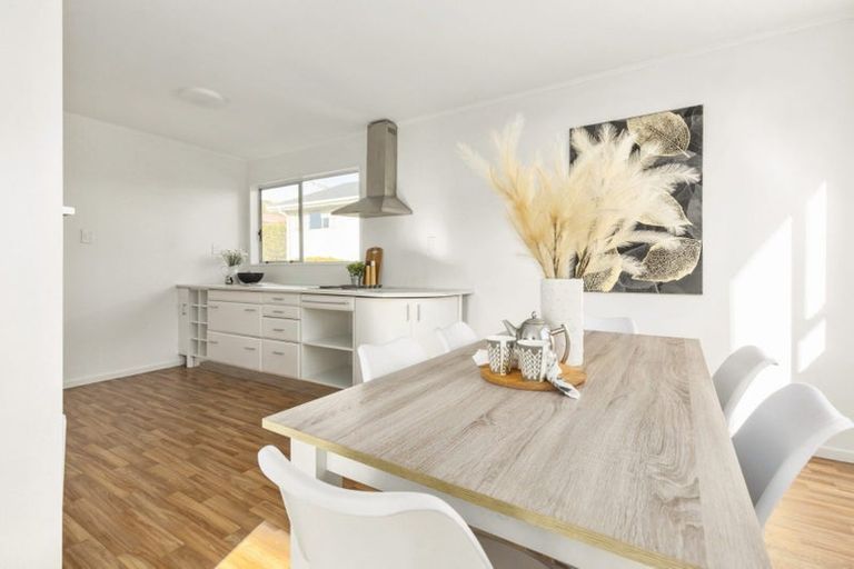 Photo of property in 31 Bell Street, Tawa, Wellington, 5028