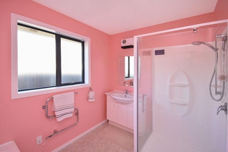 Photo of property in 21 Kura Place, Mosgiel, 9024