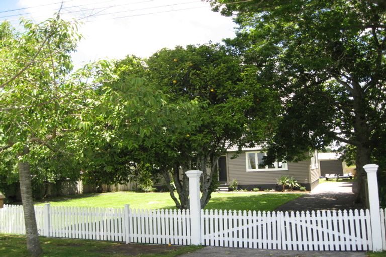 Photo of property in 20 Village Way, Ardmore, Papakura, 2582