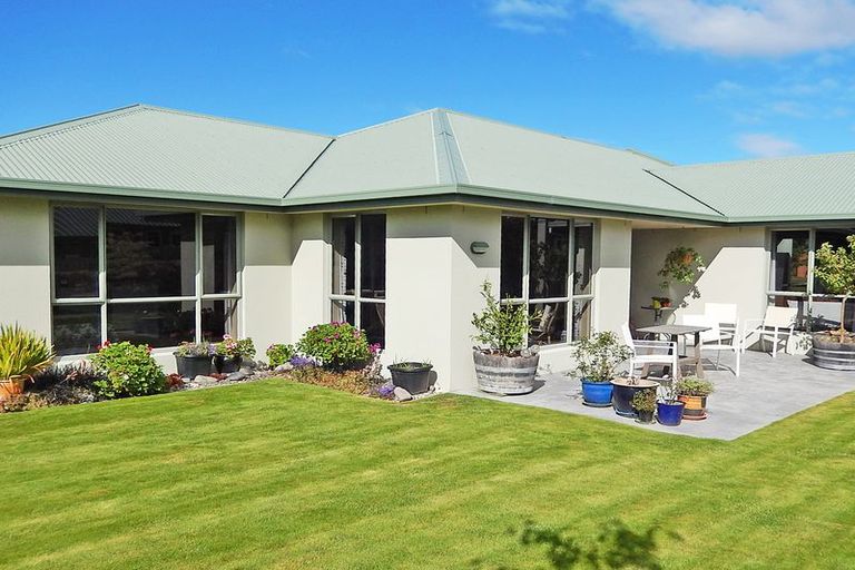 Photo of property in 12 Hannah Place, Holmes Hill, Oamaru, 9401