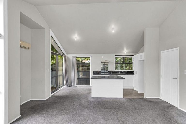 Photo of property in 28 Tavender Street, Woolston, Christchurch, 8023