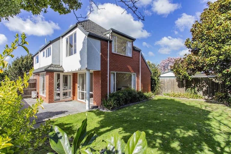 Photo of property in 3/68 Peer Street, Upper Riccarton, Christchurch, 8041