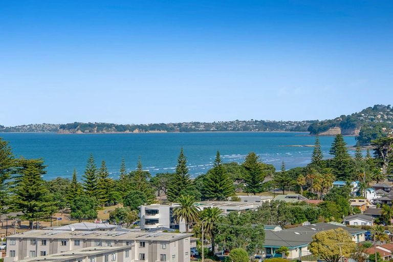 Photo of property in 1011/11 Tamariki Avenue, Kelston, Auckland, 0602