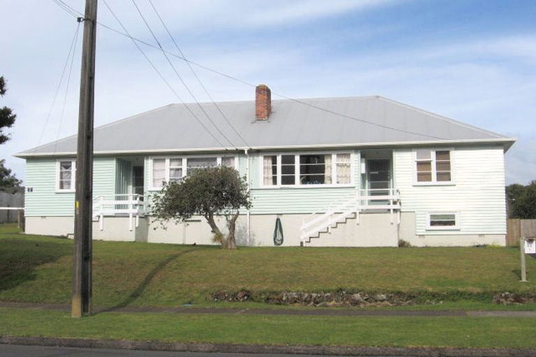 Photo of property in 12 Clark Road, Pahurehure, Papakura, 2113