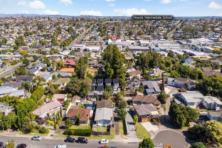 Photo of property in 2/12 Cosy Place, Howick, Auckland, 2014