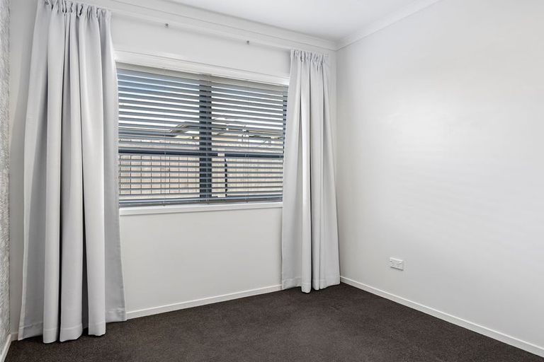 Photo of property in 30 Taiore Crescent, Marshland, Christchurch, 8083