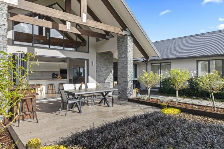 Photo of property in 98 Bushlake Way, Kingseat, Papakura, 2580