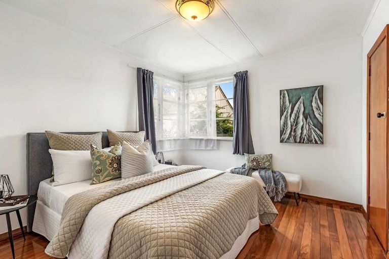 Photo of property in 1d Hendon Place, West End, Palmerston North, 4412