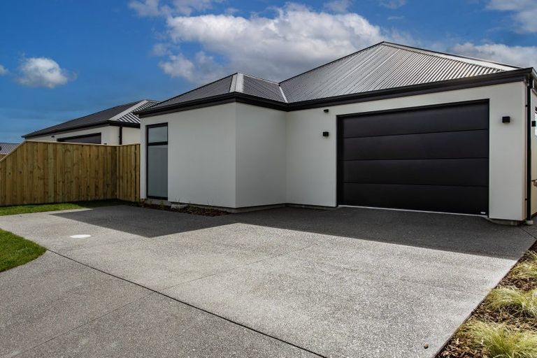 Photo of property in 22 Waituna Street, Pegasus, 7612