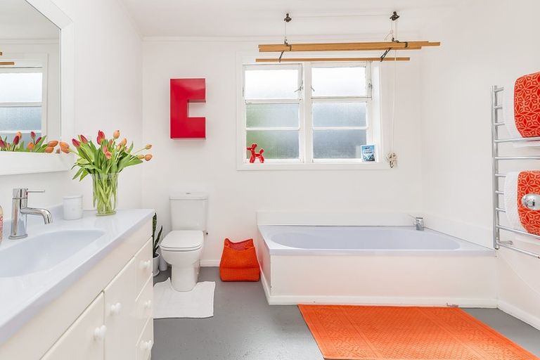 Photo of property in 14 Ventnor Street, Seatoun, Wellington, 6022