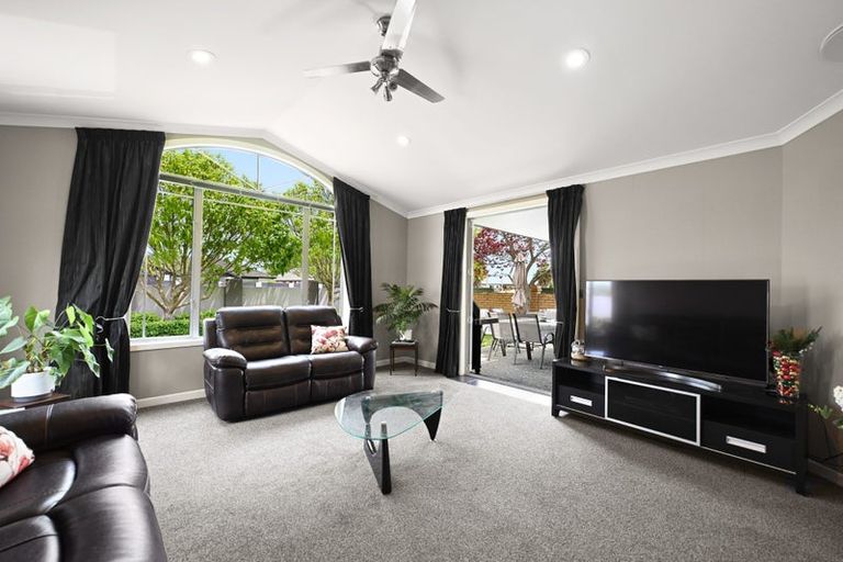 Photo of property in 392a Hukanui Road, Rototuna, Hamilton, 3210