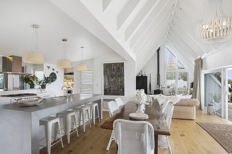 Photo of property in 66 Cory Road, Palm Beach, Waiheke Island, 1081