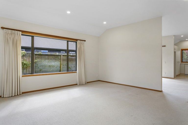 Photo of property in 15 The Circle, Nukuhau, Taupo, 3330