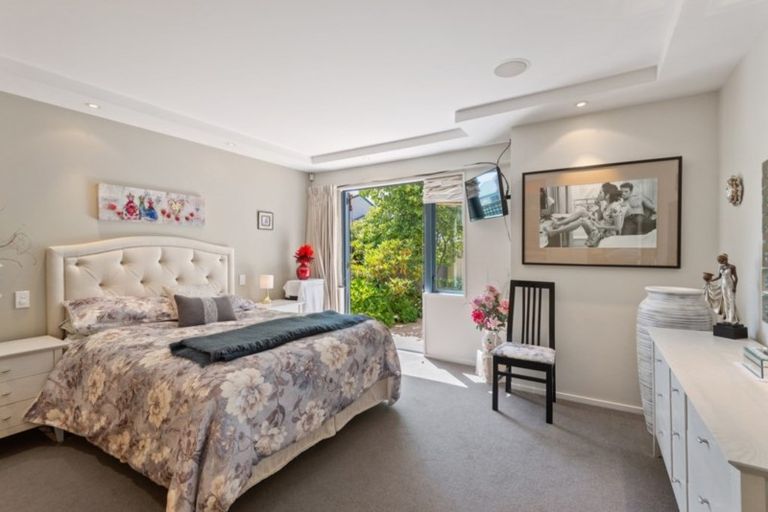 Photo of property in 18 Marble Wood Drive, Papanui, Christchurch, 8053